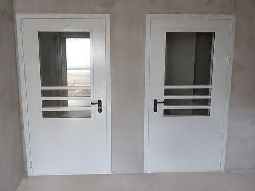 Остекленные двери eiw