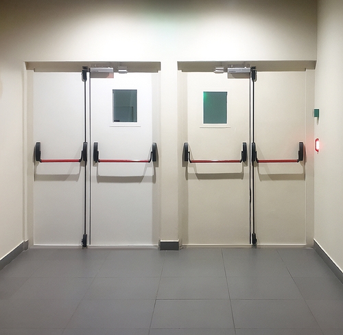 Двери Антипаника